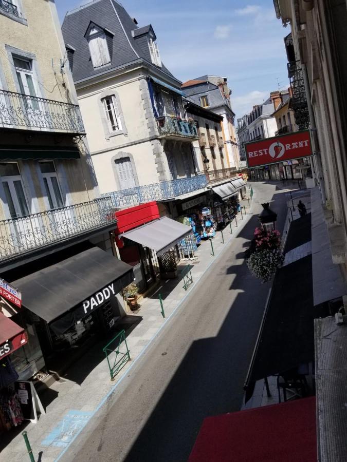 Superbe T3 Avec Parking Et Terrasse En Plein Centre-Ville Lourdes Exterior foto